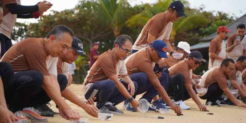 Finnet Lepas 100 Tukik di Bali: Komitmen Kuat Terhadap ESG
